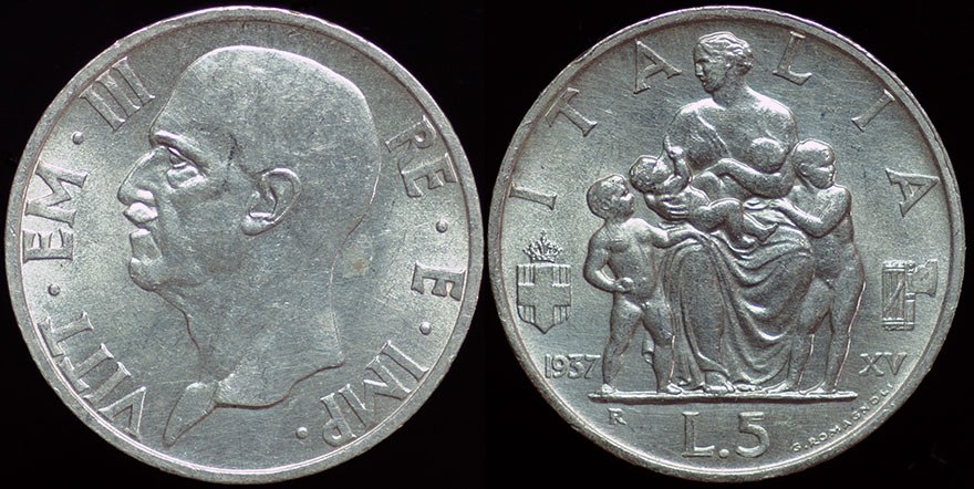 Italy - 5 Lire 1937 - Family