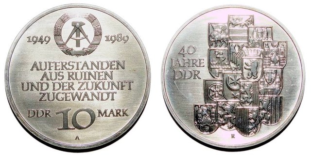 EAST GERMANY~10 Mark 1989 A