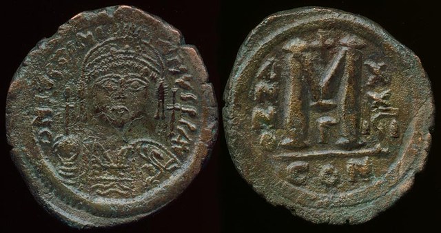 Justinian I - small Follis
